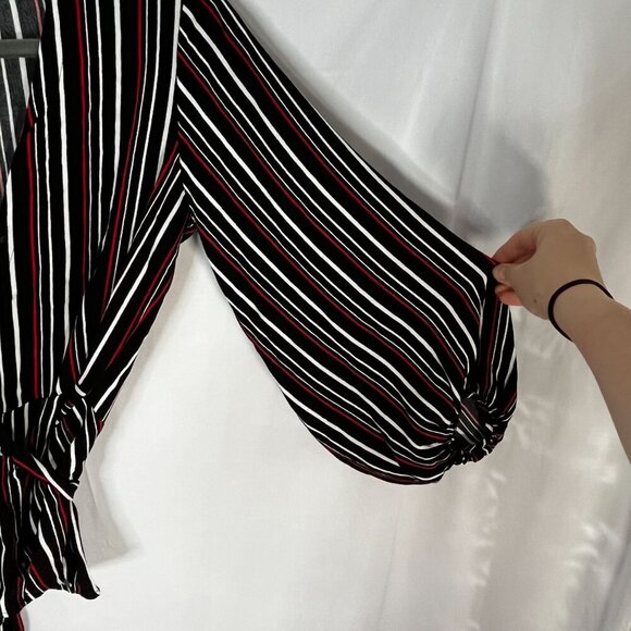 Yumi Kim Anthropologie Stunner Stripe Posh LIfe Wrap Blouse Striped Size XS‎ - Picture 5 of 10